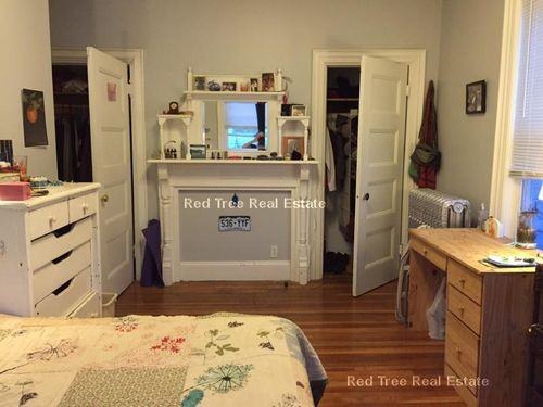 93 Surrey St - Photo 2 of 2