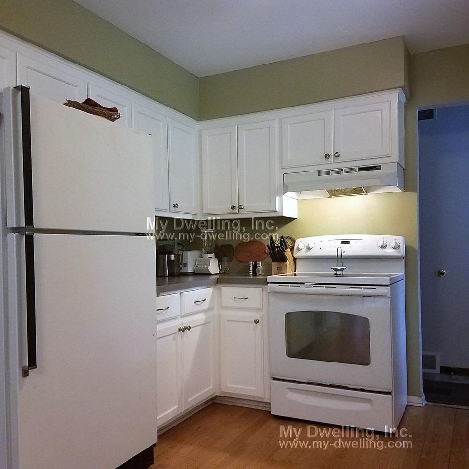 S15W32260 Moraine View Dr - Photo 2 of 14