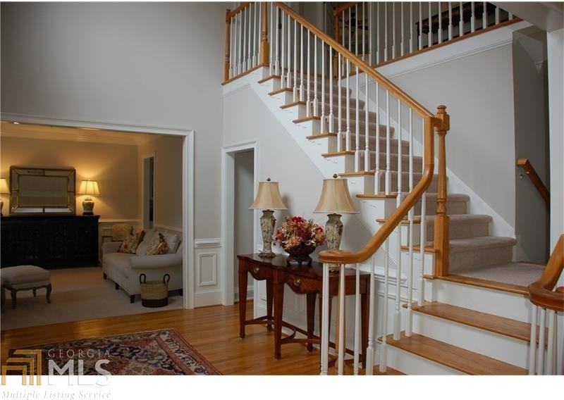 605 Lake Medlock Dr - Photo 2 of 19