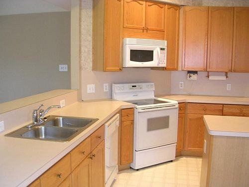 4323 Margate Dr - Photo 3 of 8