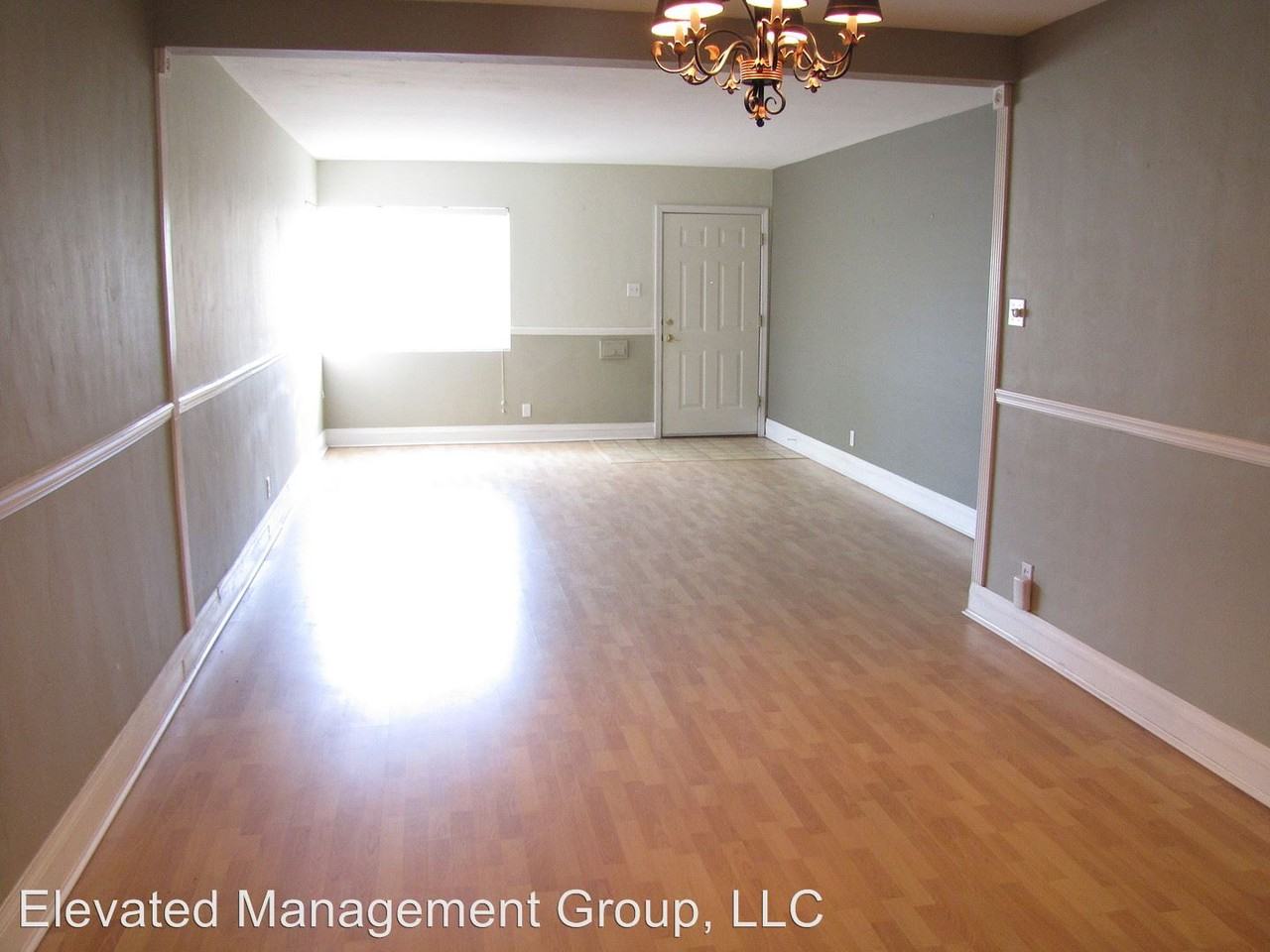 8815 Claremont Ave NE - Photo 2 of 28