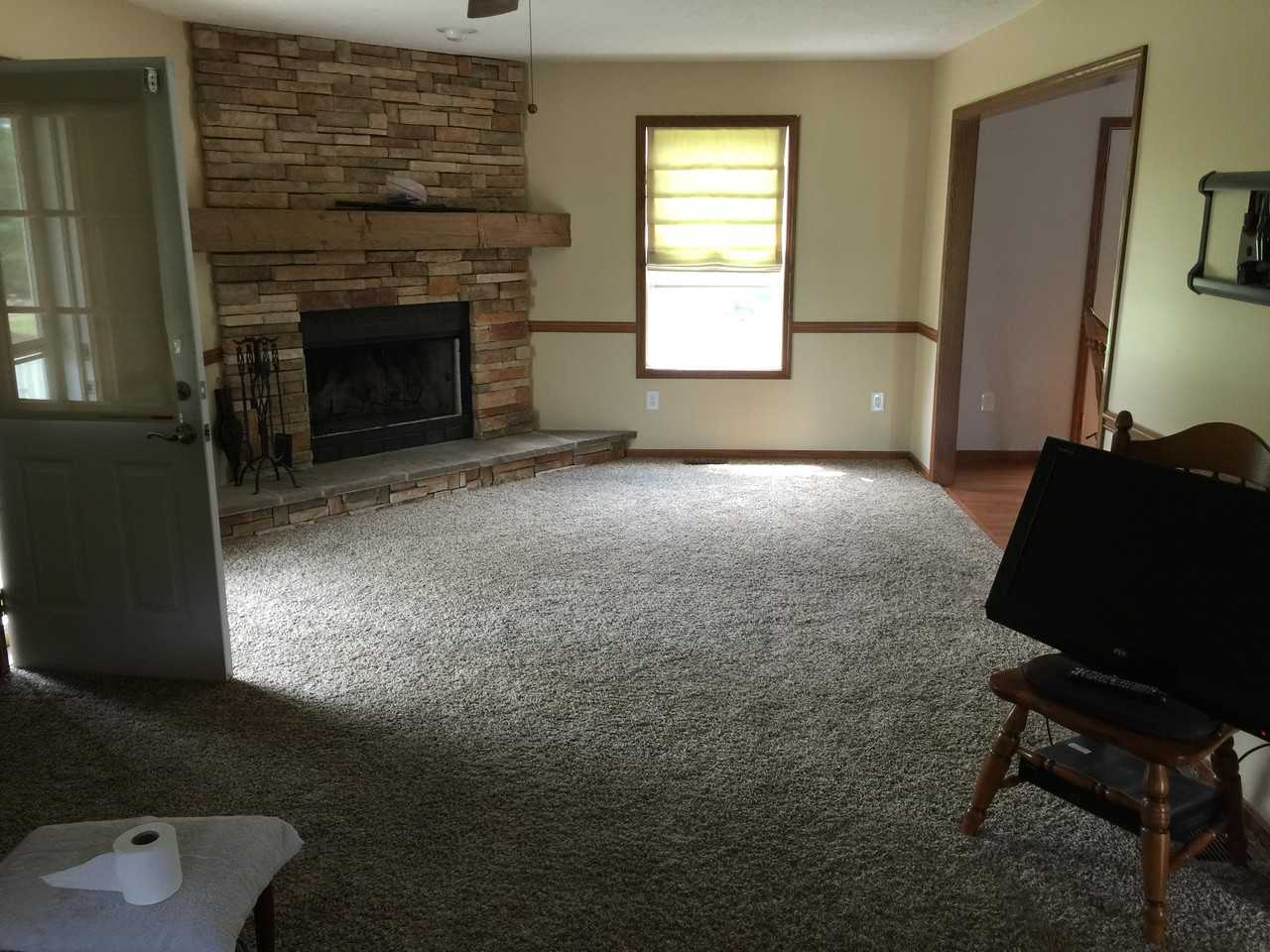 7366 Meadow View Dr - Photo 3 of 6