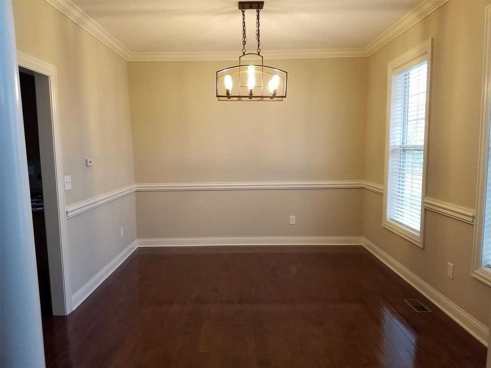 8032 Scarborough Hall Dr - Photo 2 of 16