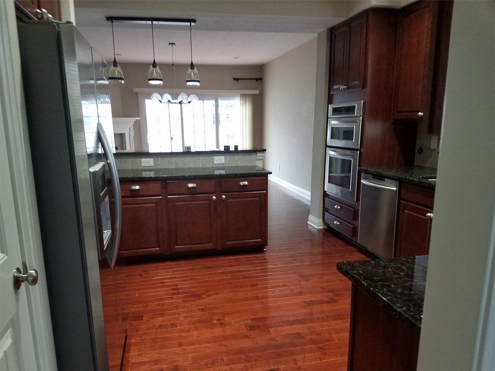 8032 Scarborough Hall Dr - Photo 3 of 16