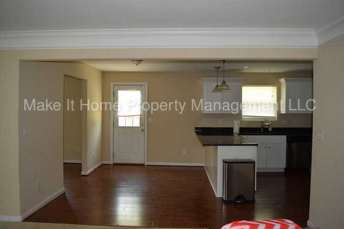 626 Palmer Turn - Photo 2 of 11