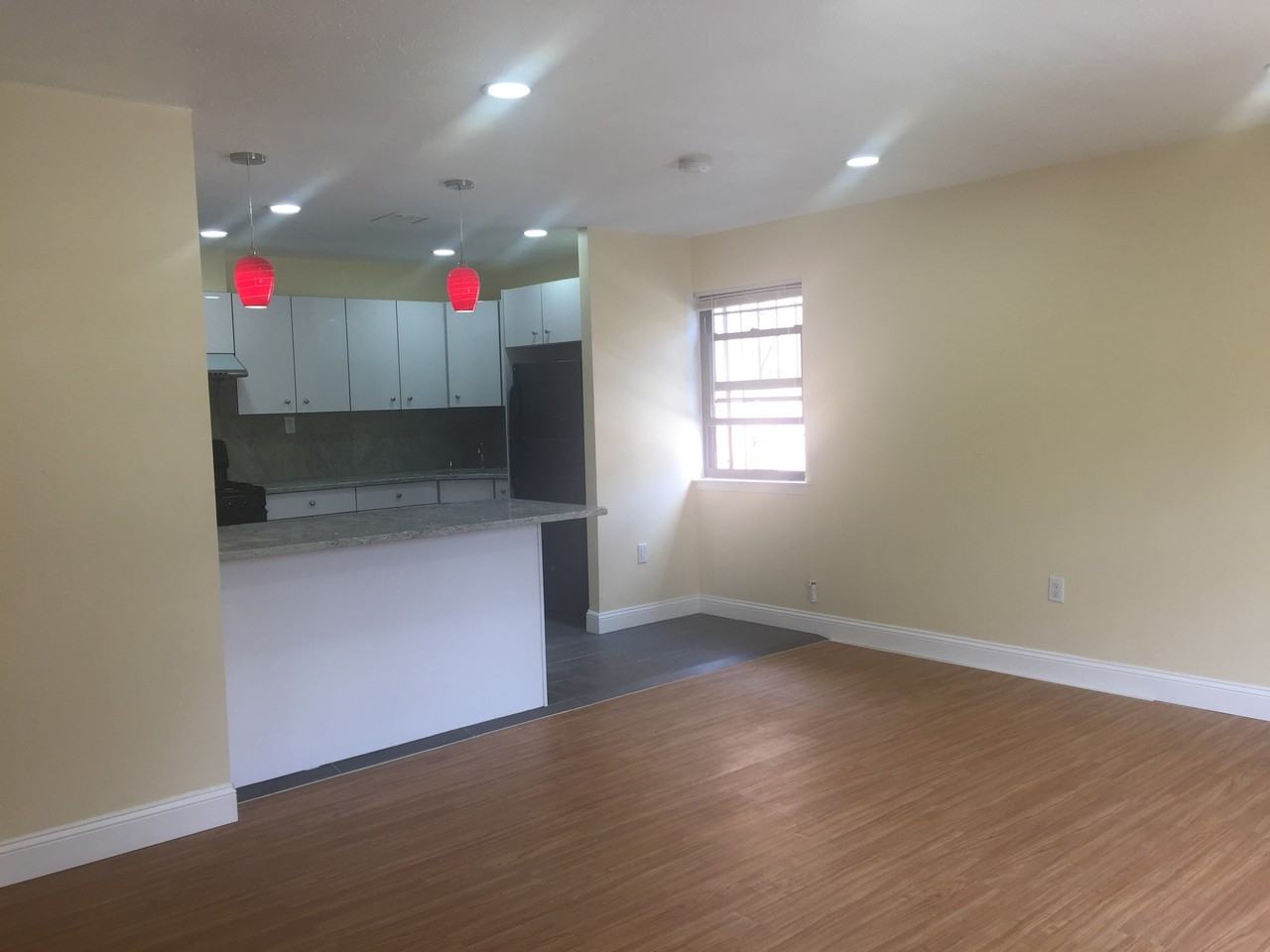 907 Prospect Ave #C - Photo 2 of 13