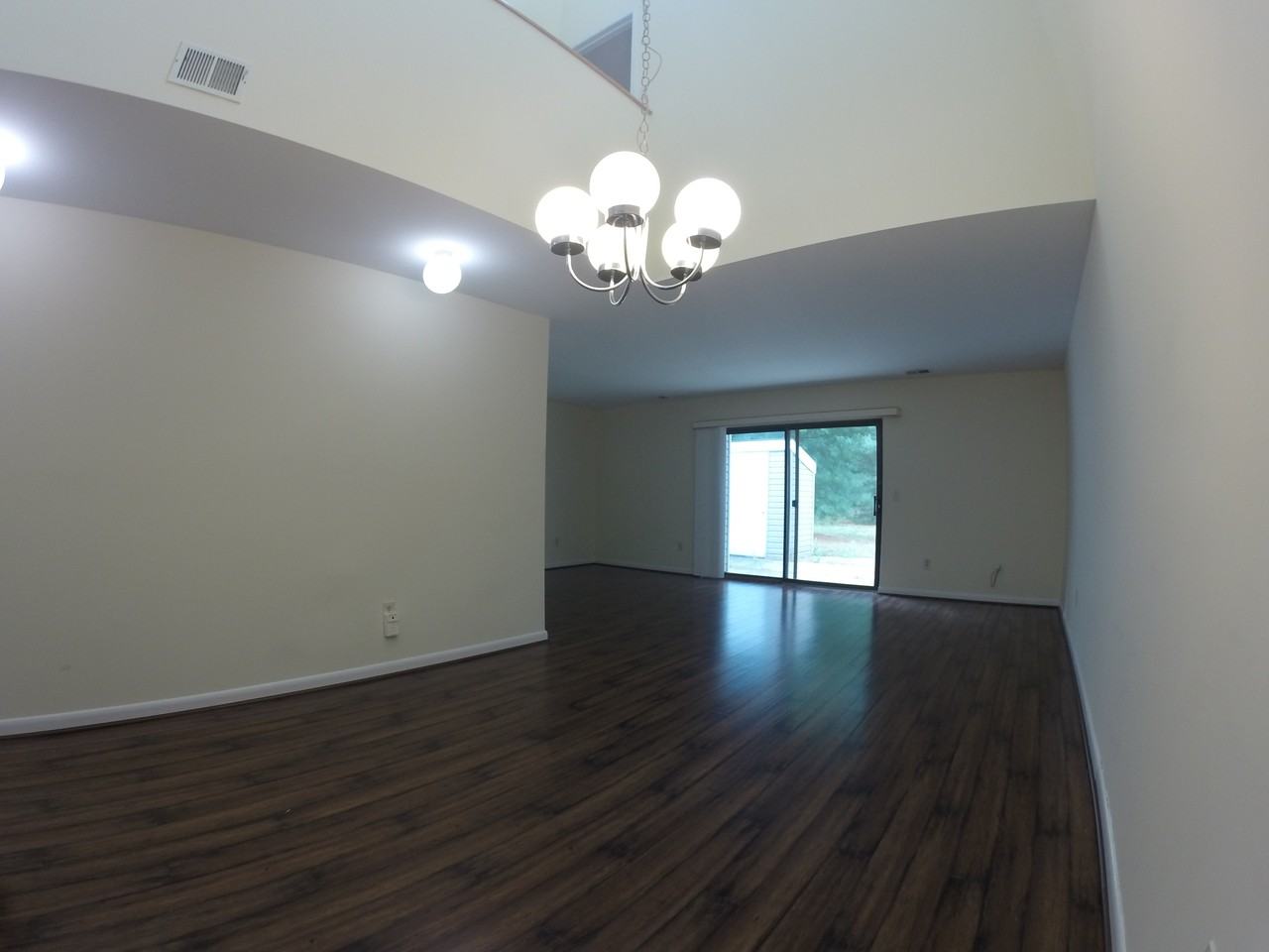 23 Gloria Court - Photo 4 of 31