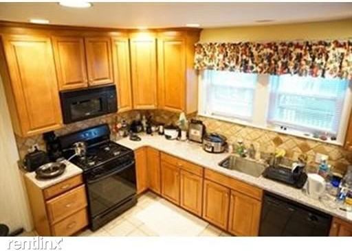 10 Maple Rd #1 - Photo 3 of 12