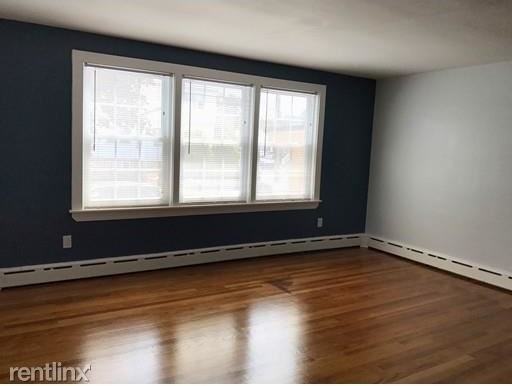 10 Willis Ave #1 - Photo 3 of 14