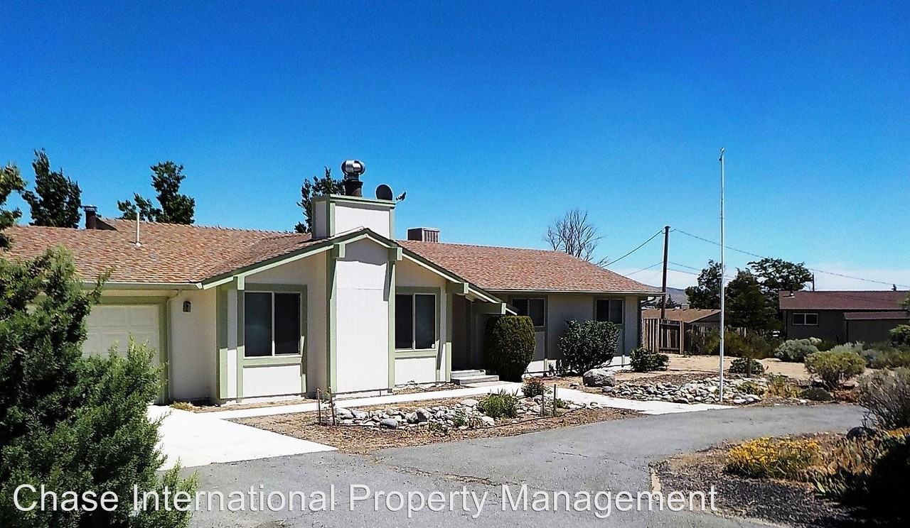 11050 Cimarron Dr - Photo 3 of 10