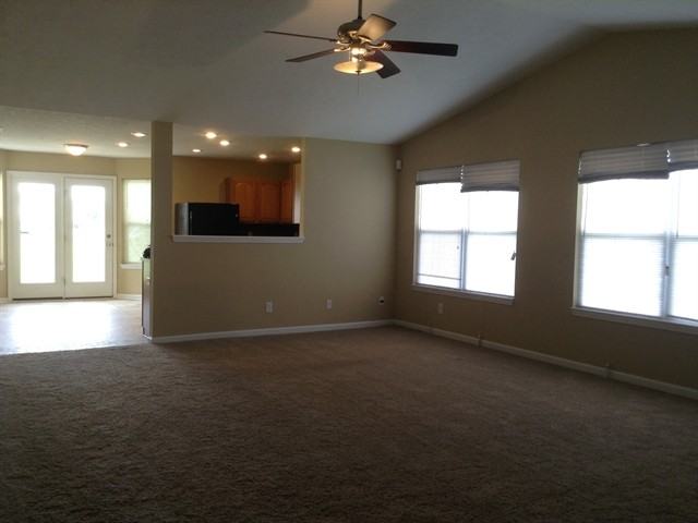 829 Stonehenge Way - Photo 3 of 9