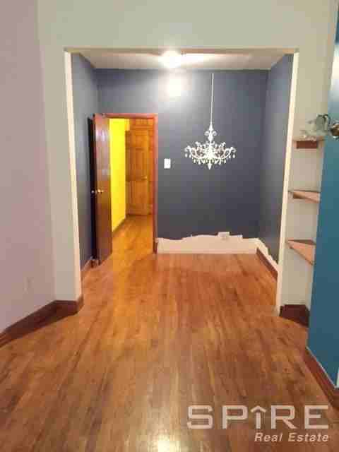 891 St Johns Pl #1R - Photo 3 of 4