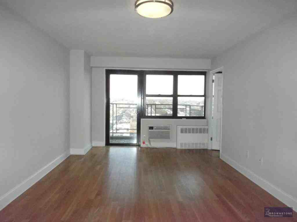 341 10th street 15A - Photo 2 of 3