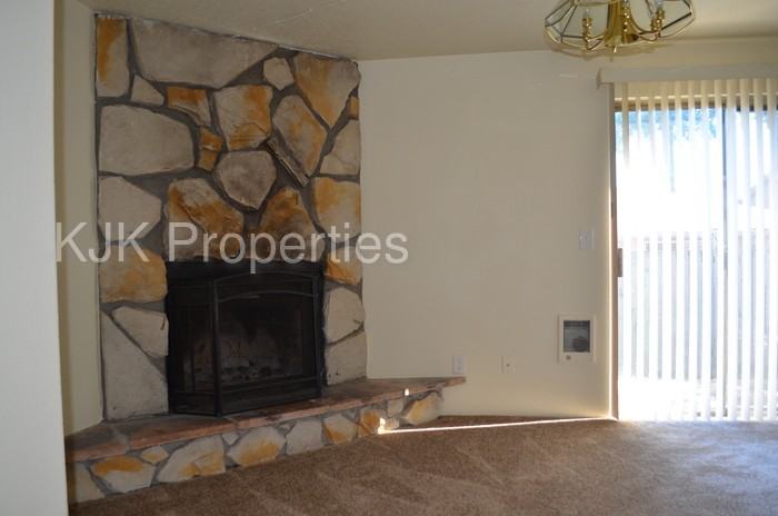 3755 SE 108th Ave - Photo 3 of 13