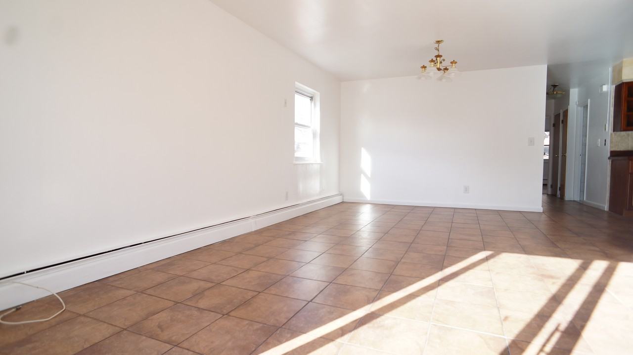 1900 Colden Ave #3 - Photo 2 of 5