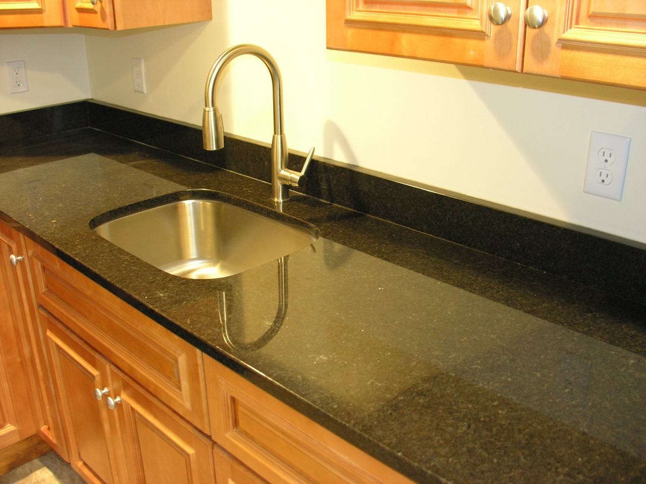 188 Hayden Rowe St - Photo 2 of 17