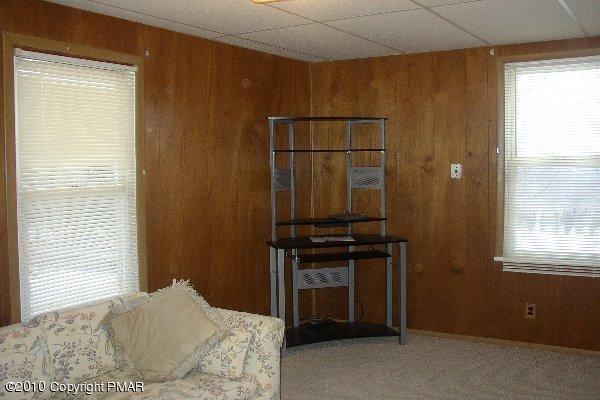 137 Sterling Gardens Rd #2 - Photo 3 of 7