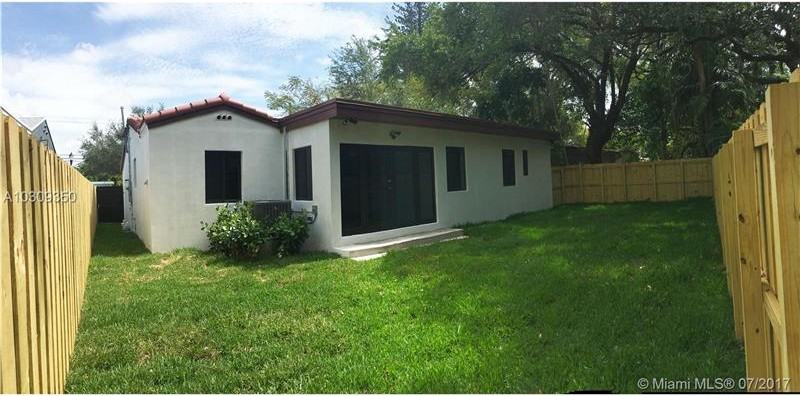360 NE 87th St - Photo 2 of 12