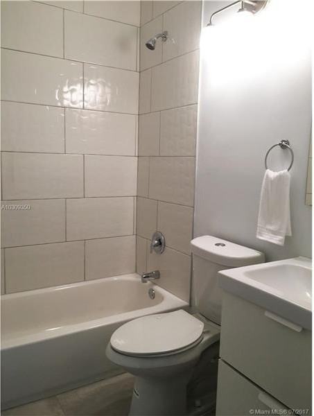 360 NE 87th St - Photo 3 of 12