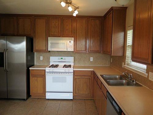 32227 Willow Creek Park - Photo 2 of 8