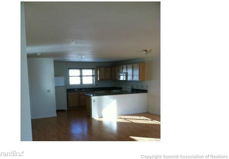 813 Castello Ave - Photo 3 of 9