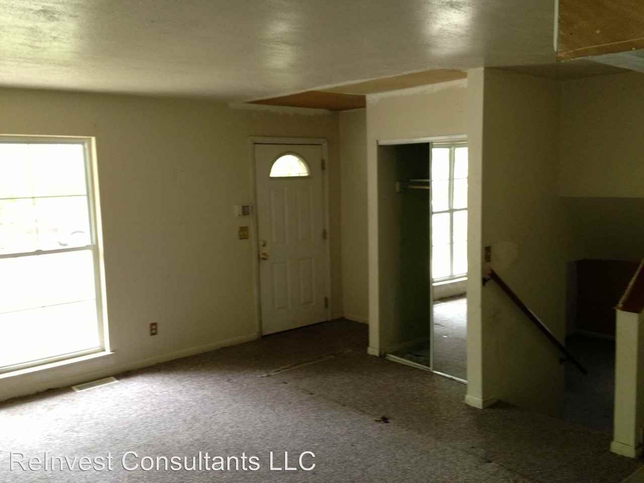 11534 Framingham Dr - Photo 3 of 20