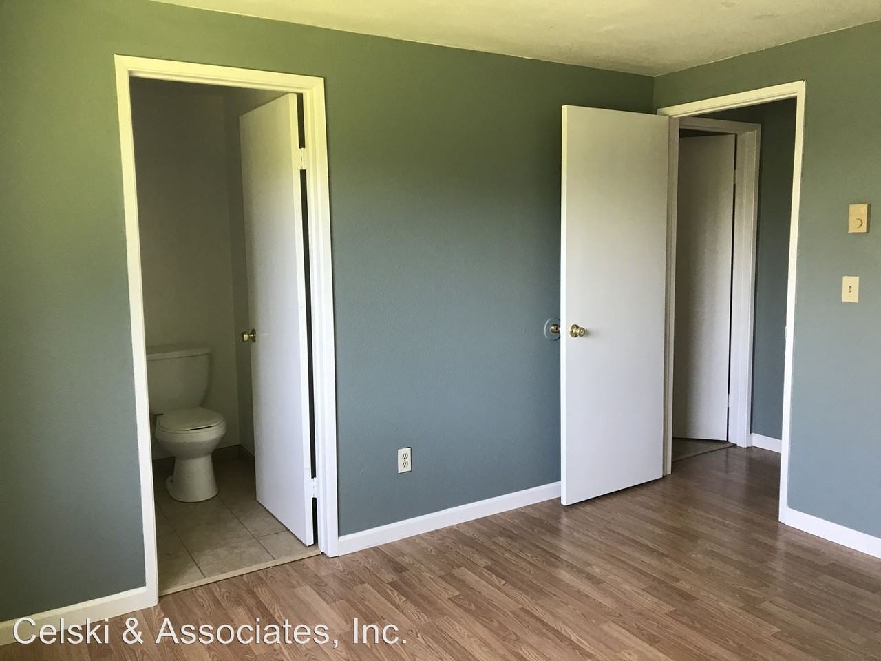 720 25th - Photo 2 of 22