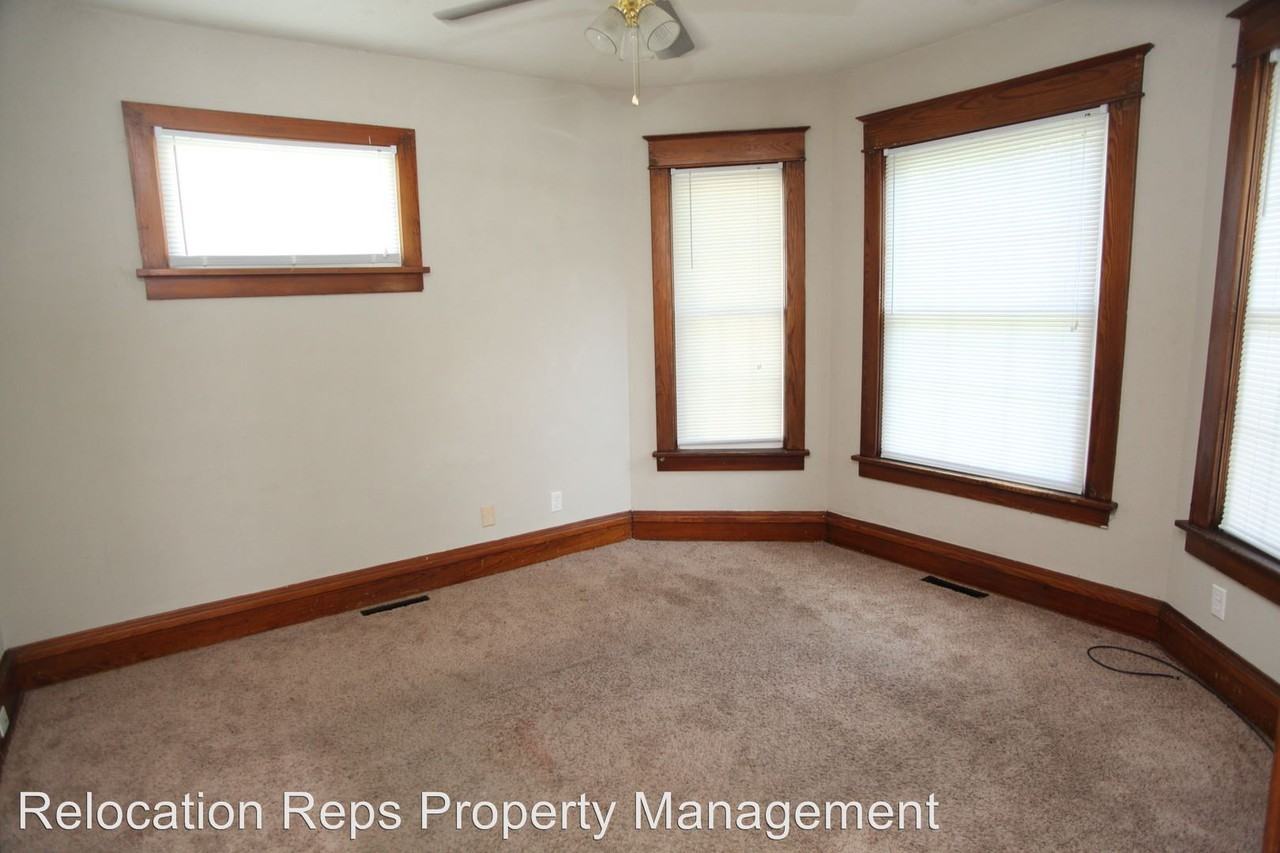 594 20th Ave - Photo 3 of 21