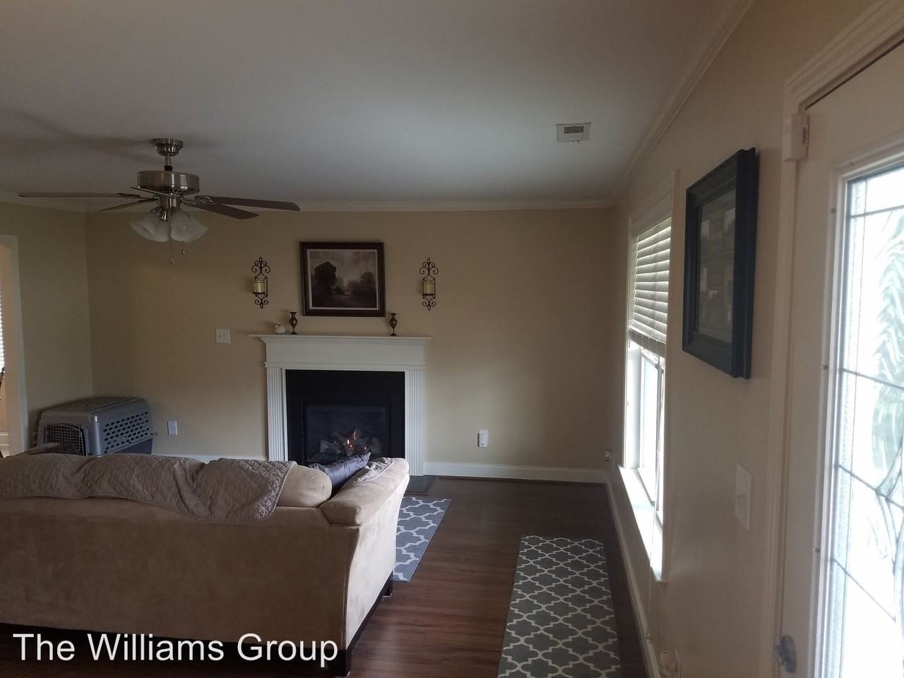 220 Emma Ct - Photo 3 of 17