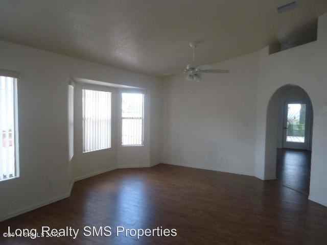 7575 S Malapai Dr - Photo 3 of 26
