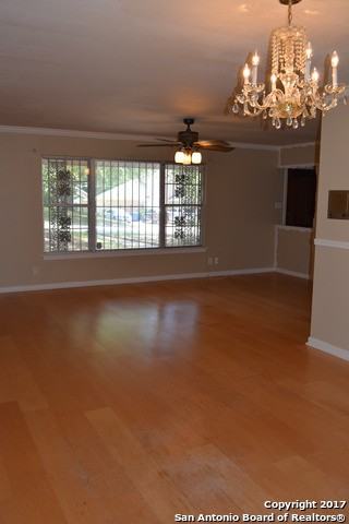 4006 Willowbrook Dr - Photo 2 of 24