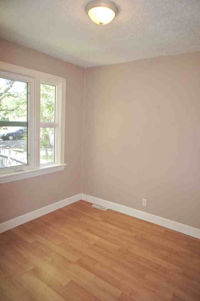11545 68 St NW - Photo 2 of 14
