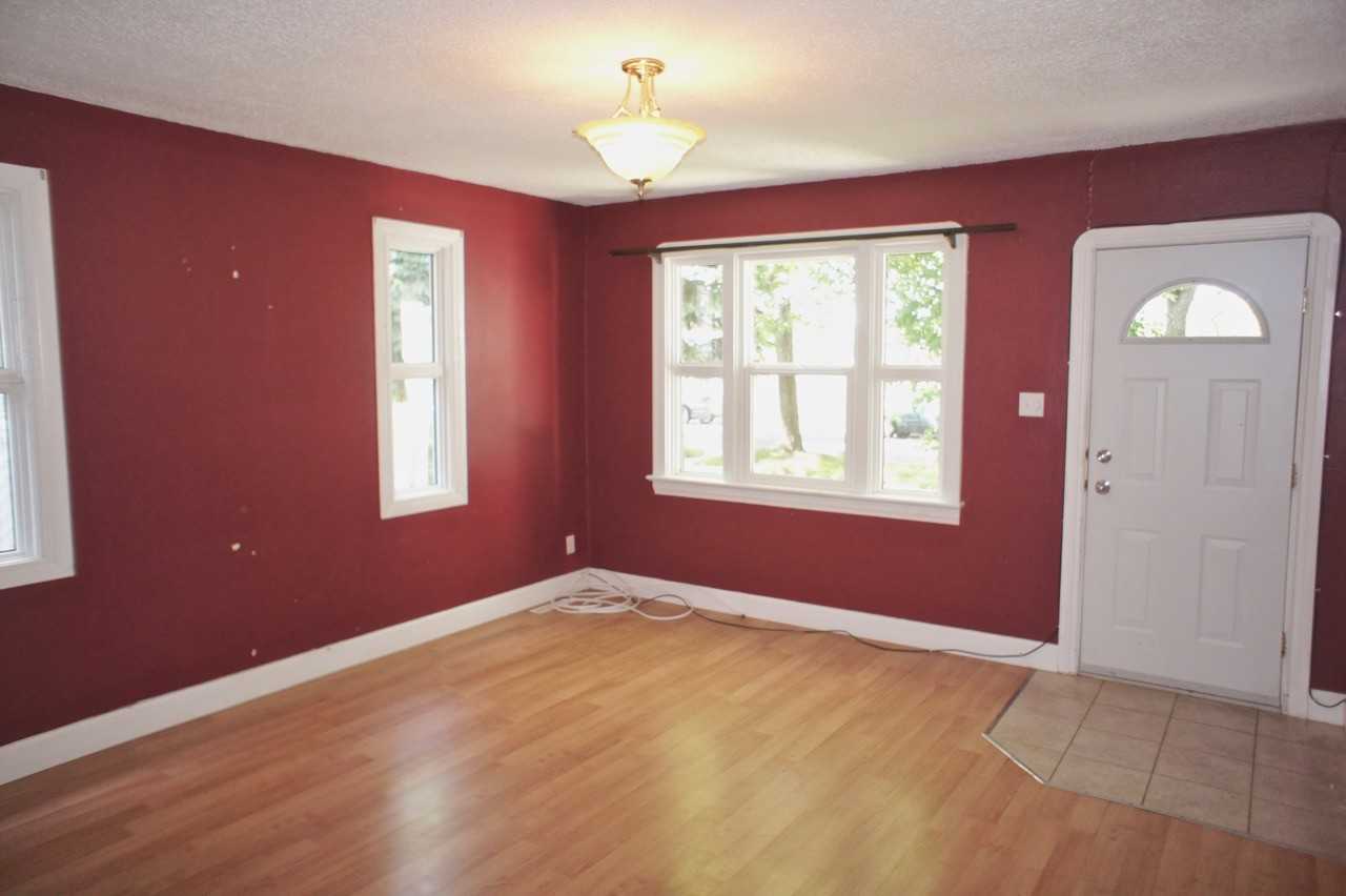 11545 68 St NW - Photo 3 of 14