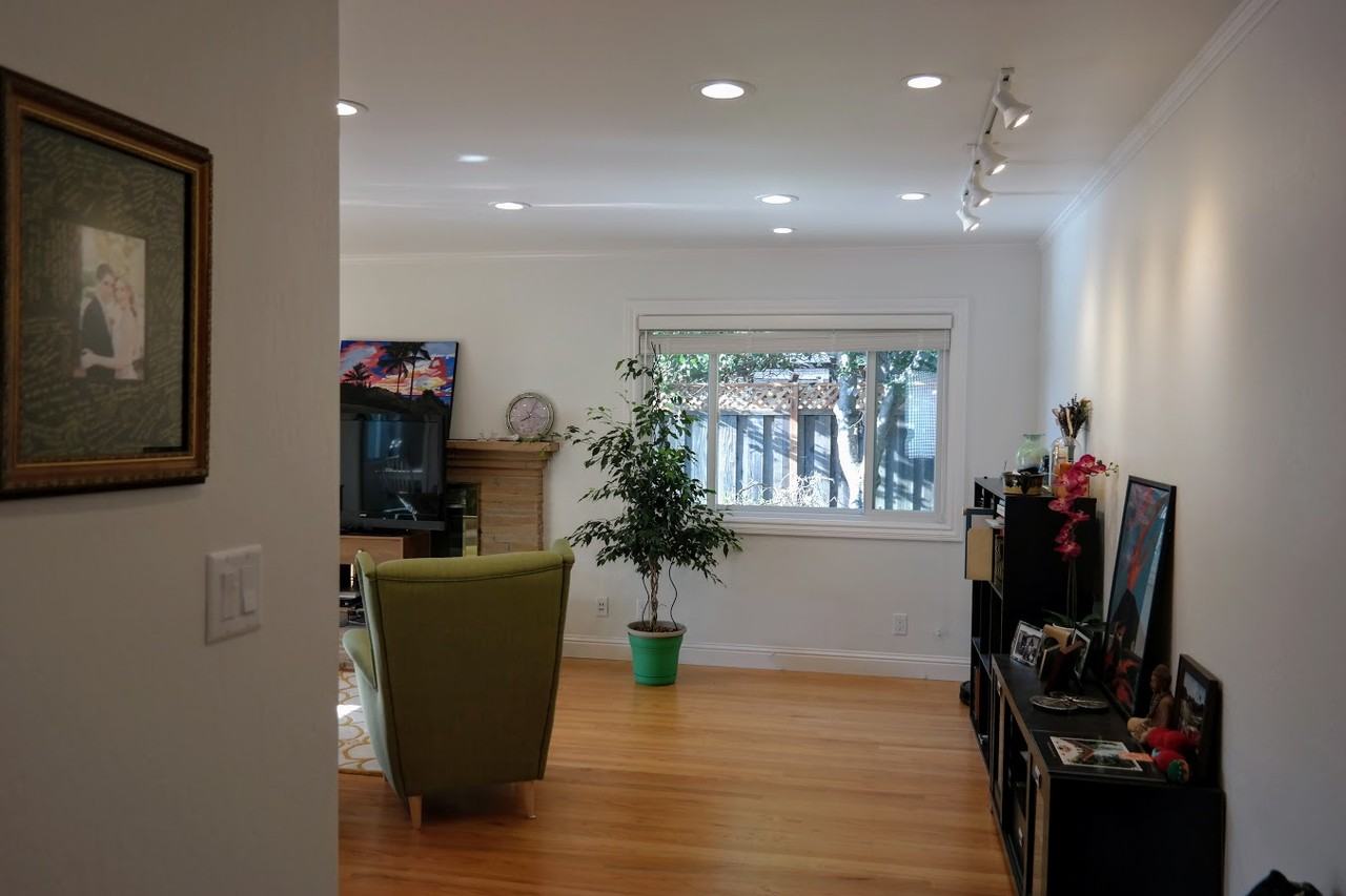 1589 Gilmore St - Photo 3 of 36