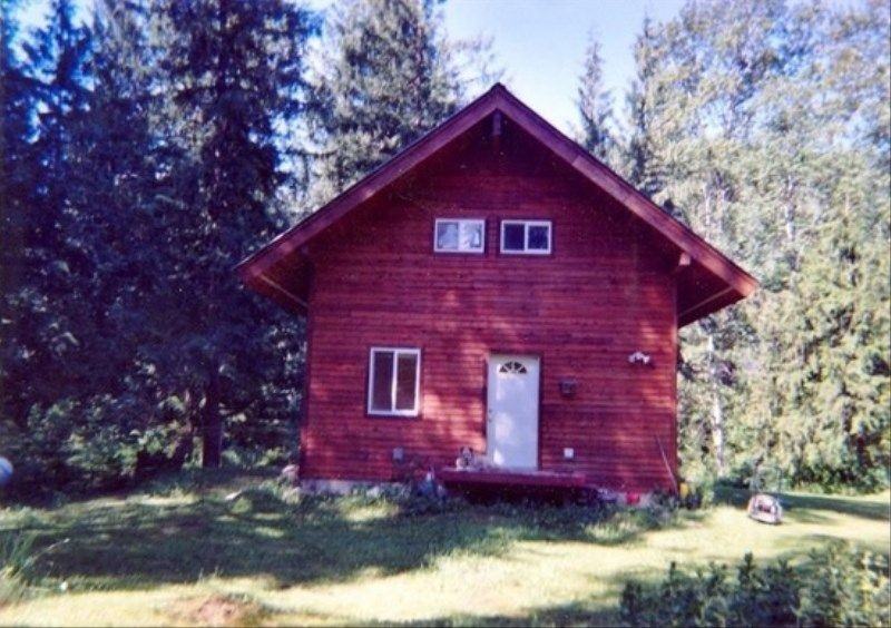 1450 A St - Photo 2 of 9