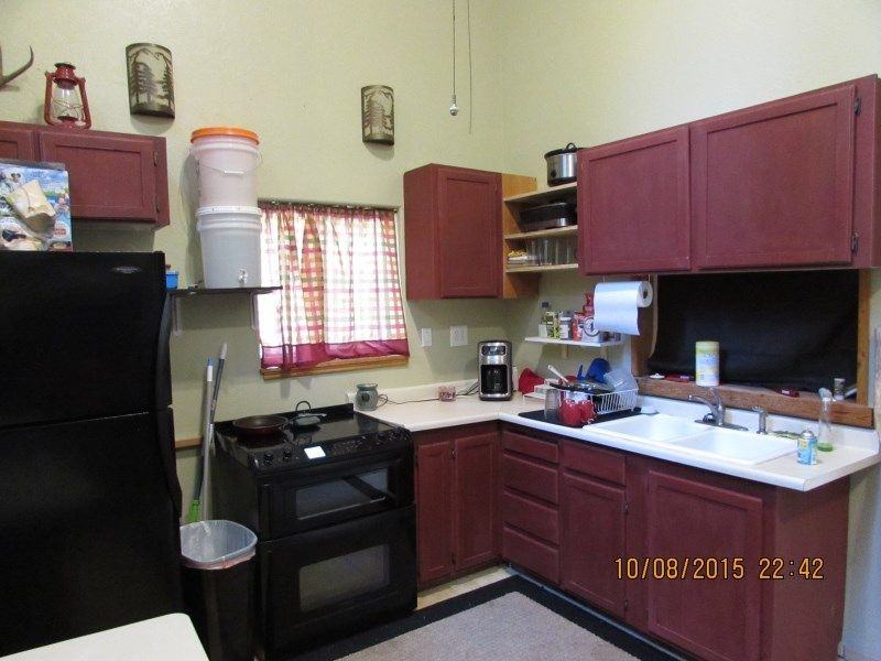 1450 A St - Photo 3 of 9