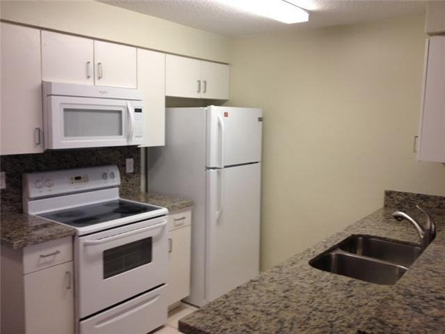 982 Seville Rd - Photo 2 of 9