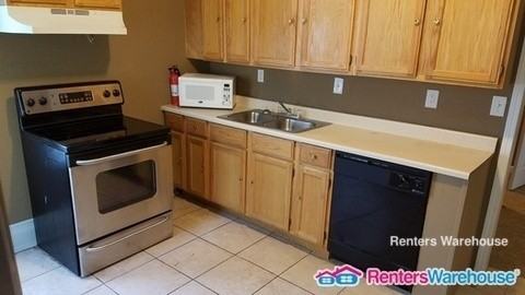 11 N Thorpe St #b - Photo 2 of 13