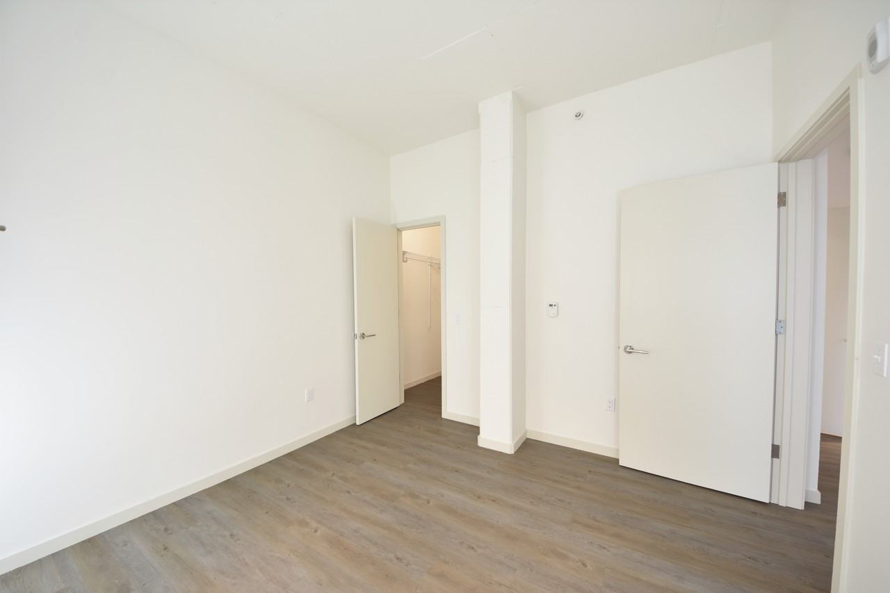 480 Potrero - Photo 2 of 32