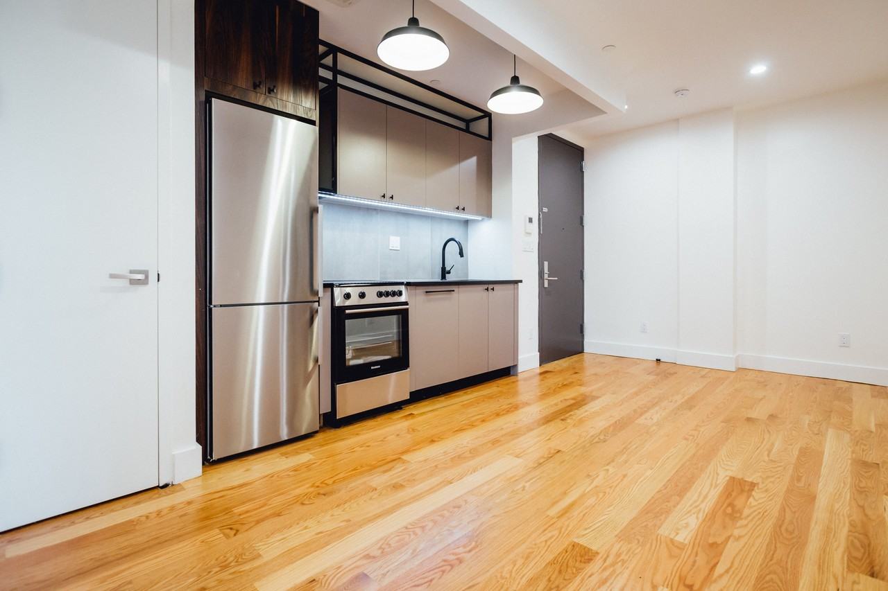 620 Parkside Avenue #4C