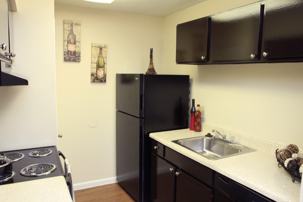 Deer Creek Apartments - Photo 2 of 13