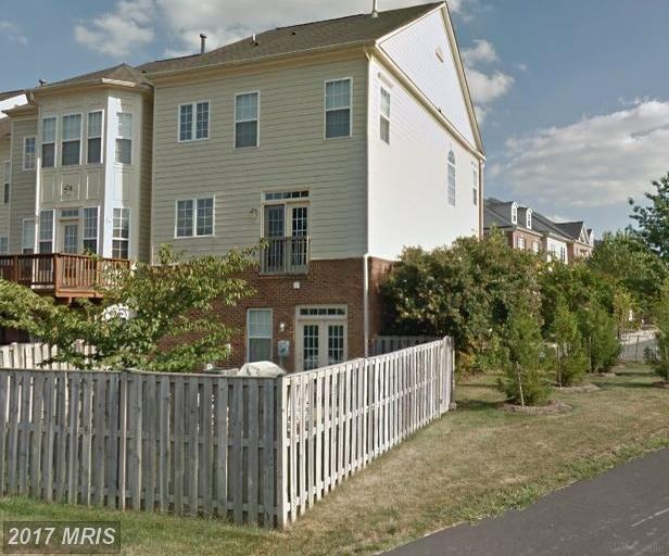 43614 Lees Mill Square - Photo 2 of 10