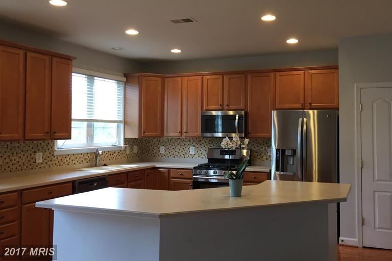 43614 Lees Mill Square - Photo 3 of 10