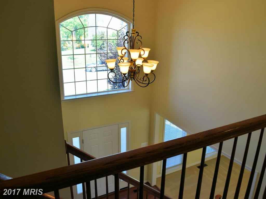 207 MacKenzie Ln - Photo 3 of 17