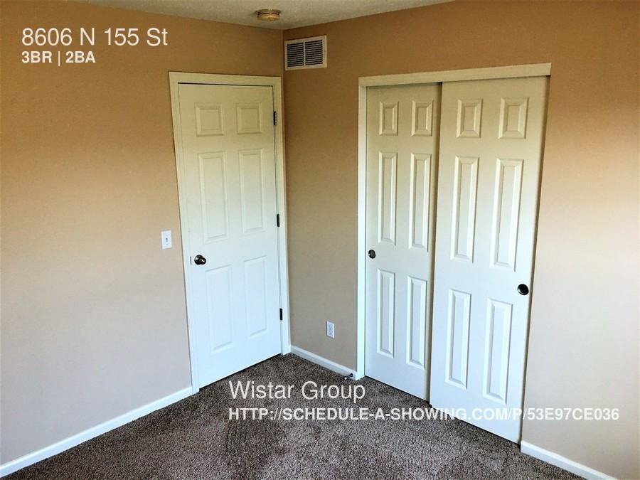 8606 N 155th St - Photo 3 of 21