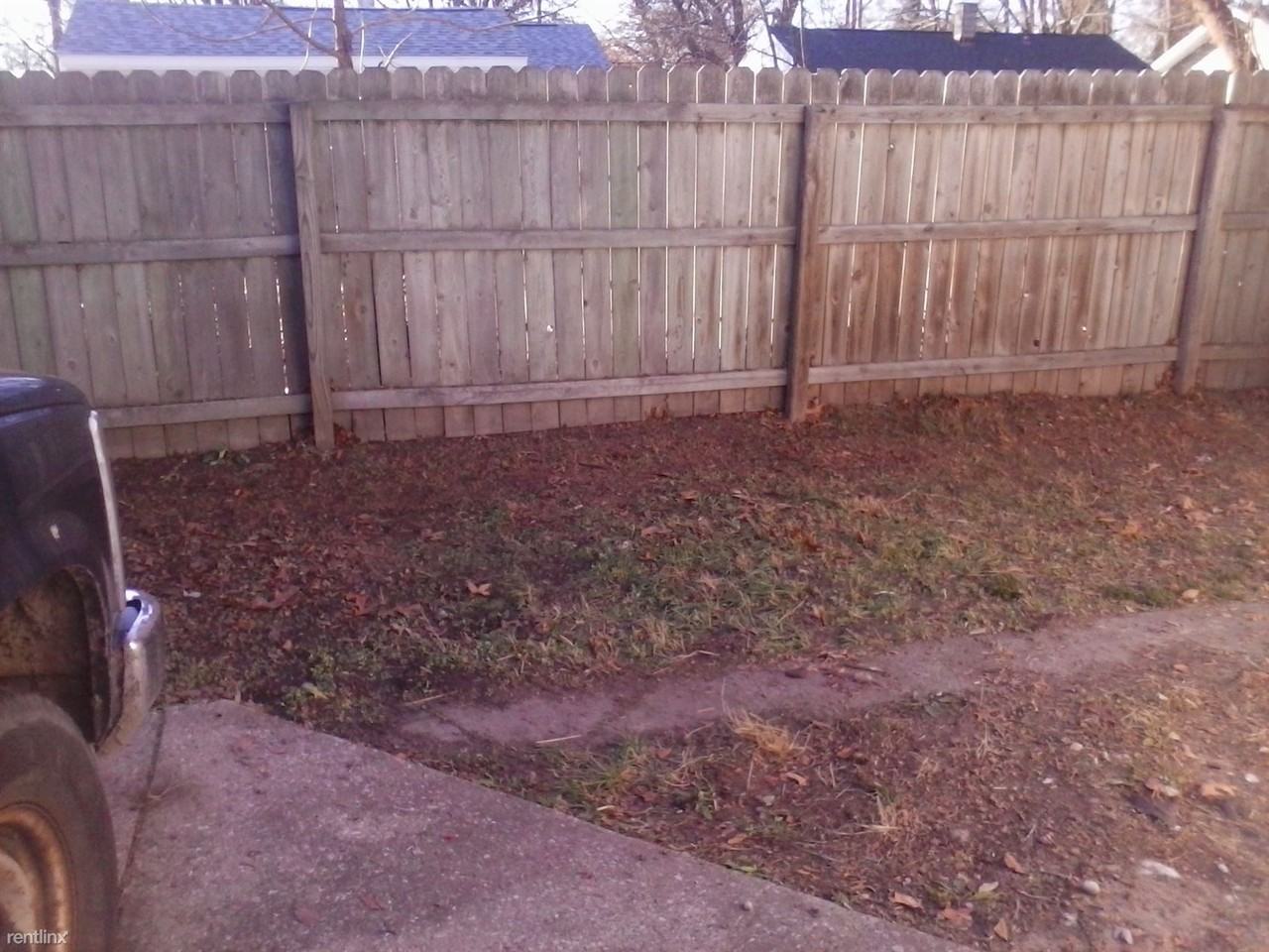 29 Mason Ave N - Photo 3 of 8