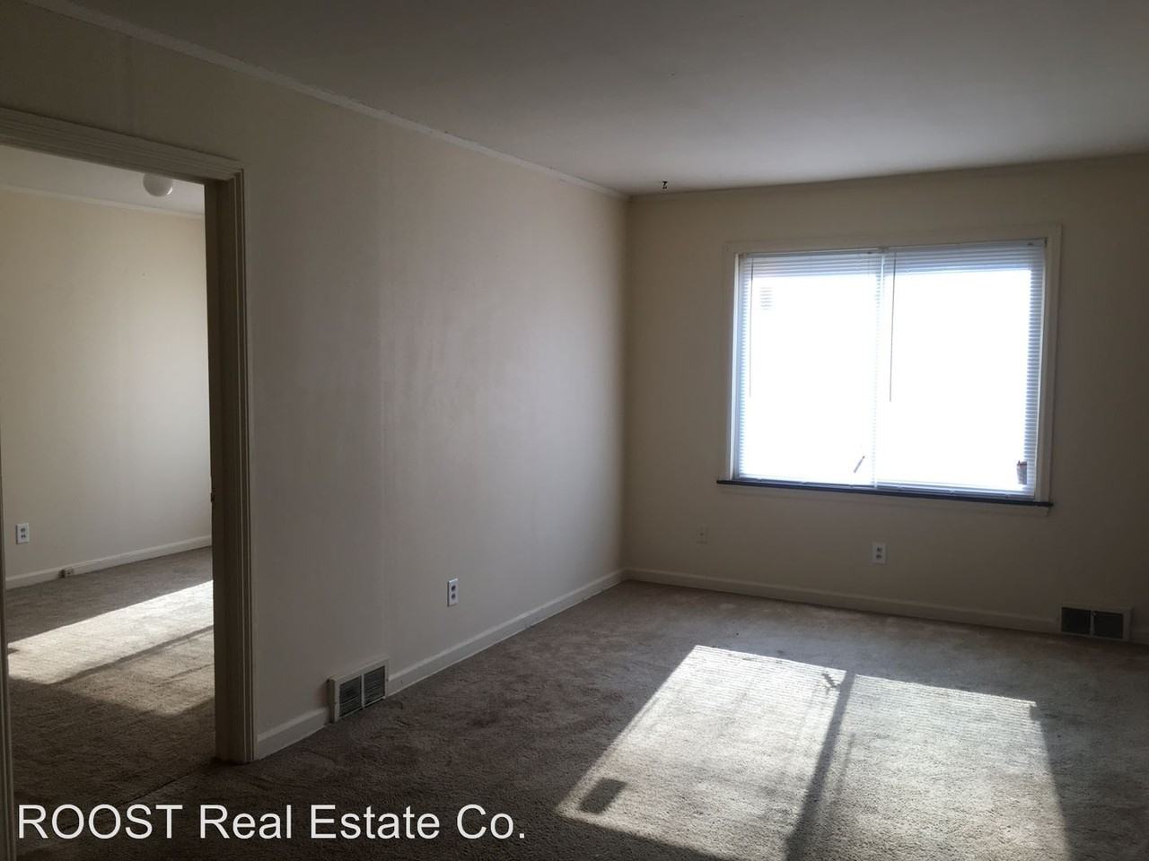 528 W Harding Rd - Photo 2 of 8