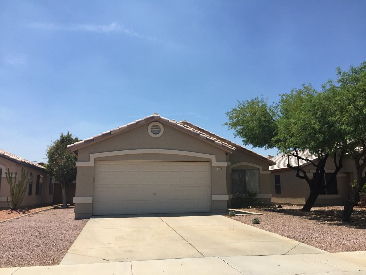 8539 W Sanna St - Photo 2 of 11