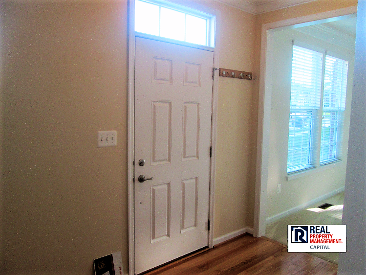 14316 Devinger Pl - Photo 3 of 43