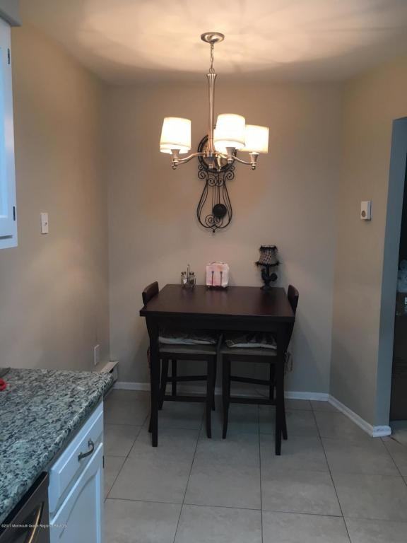 225 Medford Ct #K - Photo 3 of 10